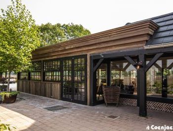 Houten bijgebouwen poolhouse seniorenwoning